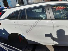 Vauxhall Astra K MK7 Estate 15-21 Rear Door Drivers Right Olympic White Y40R