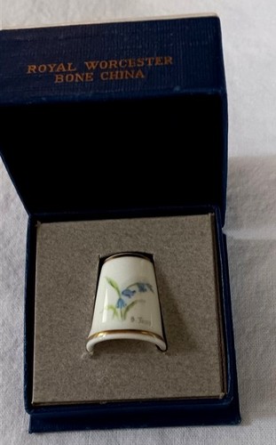 Royal worcester bone china - royal,
