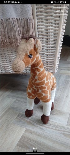 Giraffe soft toy