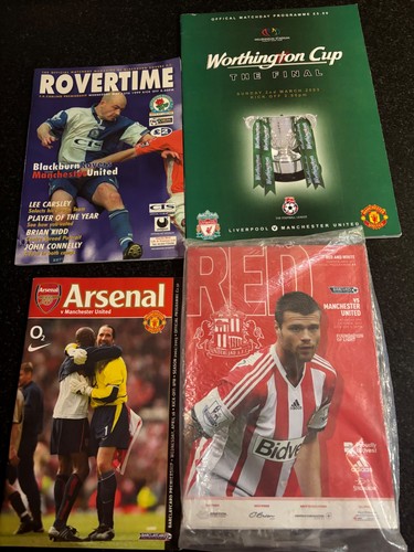 Manchester united programmes - united,