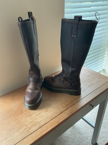 Martens anistone knee - dr,
