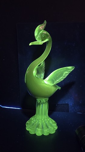 Large uranium murano - murano, bird/swan
