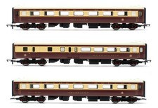 HORNBY 'OO' GAUGE RAKE OF 3