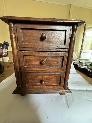 Apprentice piece table top set - table,