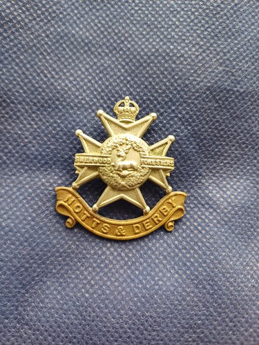 British army cap badge - badge, the