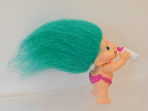 Magic trolls baby troll figure - trolls,