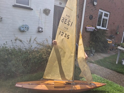 Wooden yacht - rc,