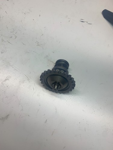Suzuki 125 2004 - 2004, valve