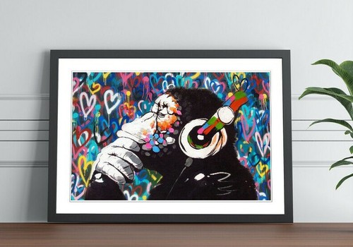 Monkey banksy love - monkey, dj