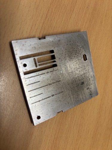 Pfaff 1471 needle plate - needle, used