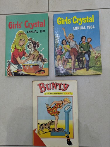 Girls crystal annuals - 2, x