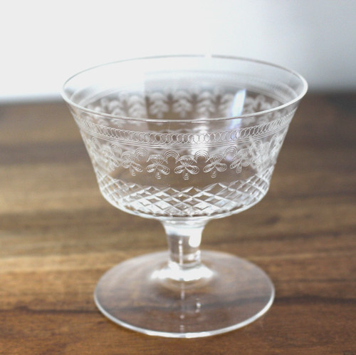 Edwardian pall mall lady - pall,