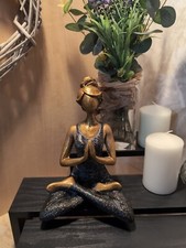 Yoga Meditation Lady / Woman