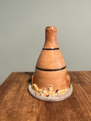 Gladstone pottery chimney - pottery,