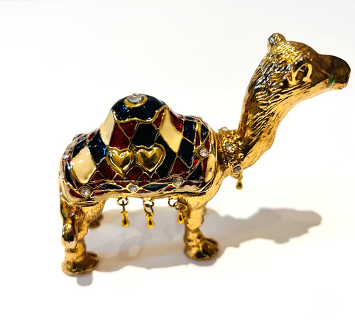 Vintage gold tone camel - gold-tone,