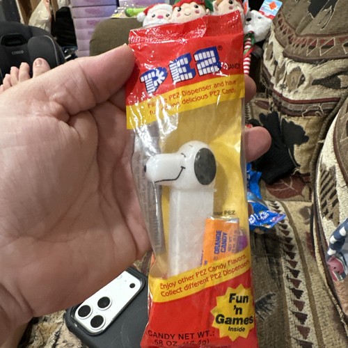 Pez dispenser peanuts - pez,