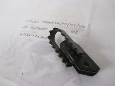 NOS SUZUKI TS400 TS250 TS185 TS125  LEFT FOOTREST 43560-25302