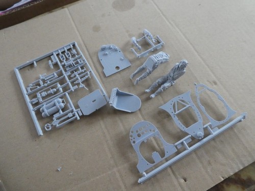 Airfix spitfire scale - airfix, 1/24