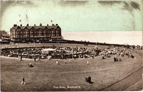 Oval margate kent postcard - margate,