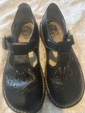 Red or Dead  Dolly Duck Feet Navy Leather Mary Jane T Bar Shoes UK 6 . 