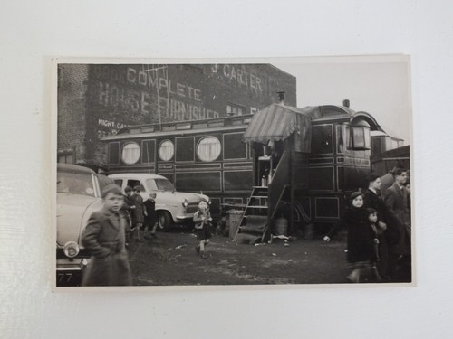 Fairground living wagon - fairground,