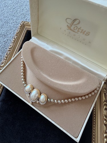 Vintage lotus pearl choker - lotus,