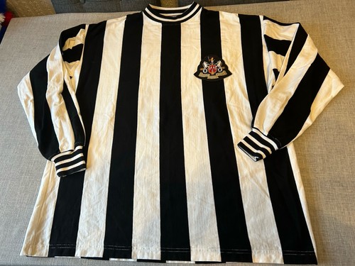 Newcastle united home 1970 - newcastle,