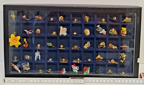 Job lot collectable pin - lot, badges