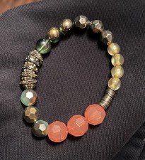 UV Light Reactive Glow Beaded