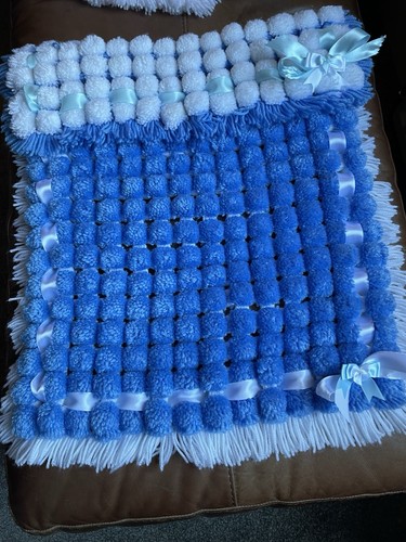 New pompom baby - new,