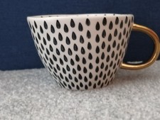 The Old Pottery Co. Hand Crafted Mug Black And Cream Rain Drop  With Gold Handle
