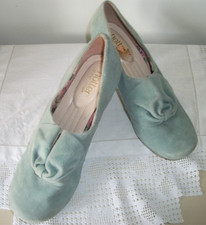HOTTER VINTAGE STYLE  1930'S/40'S  LADIES SUEDE SHOES  SIZE 6.5  DUCK EGG