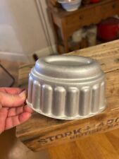 Vintage Traditional Oval Aluminium Jelly Mould – Kitchenalia! –