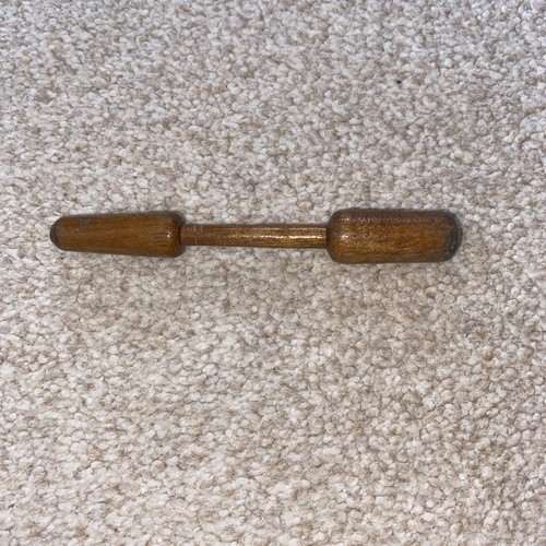 Vintage wooden bodkin needle - vintage,