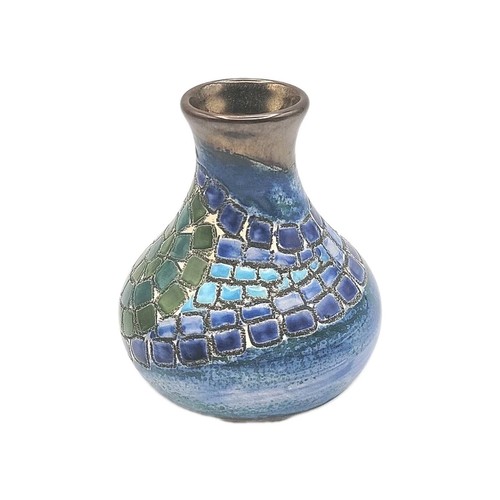 Eduardo vega pottery - vega, blue