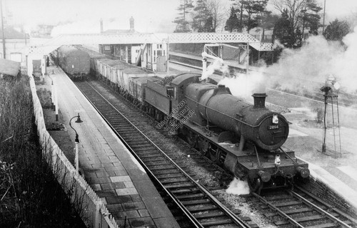 1962 kingham train station - train,