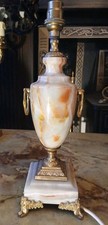Table Lamp onyx urn-form