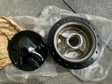XR75 XR80 NOS Front Wheel Hub