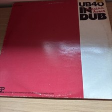 UB40 - PRESENT ARMS IN DUB