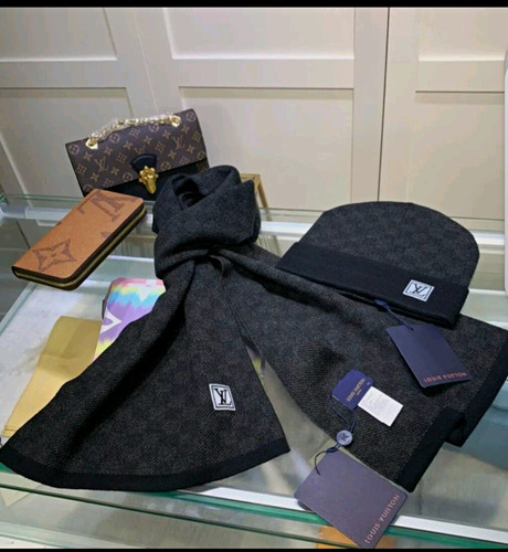 Louis vuitton unisex grey - louis,