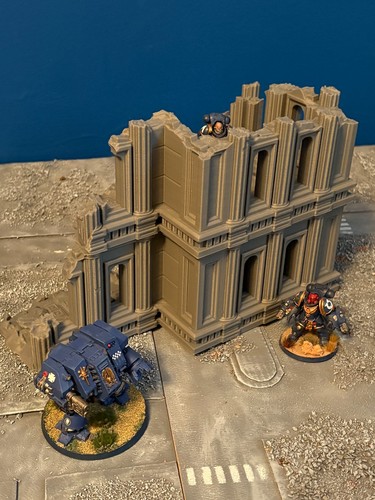 Grimdark armoria ruined corner - ruined,