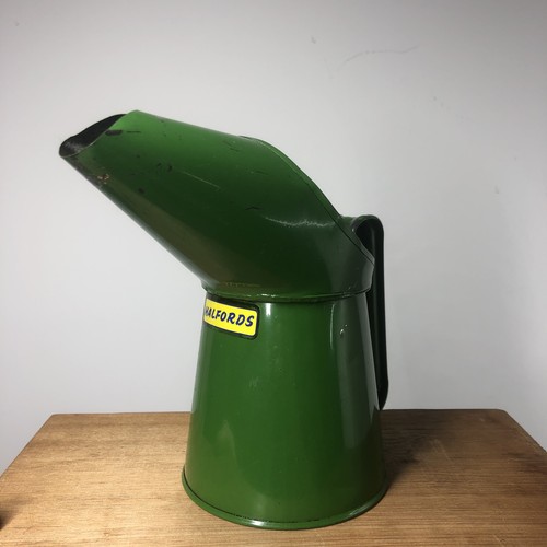 Vintage oil can - can, jug