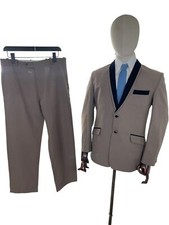 Mens Dulha House Suit 41S /
