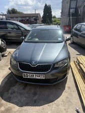Breaking Skoda Octavia MK3