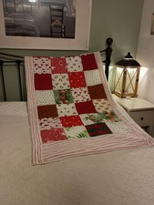 CHRISTMAS PATCHWORK EIDERDOWN
