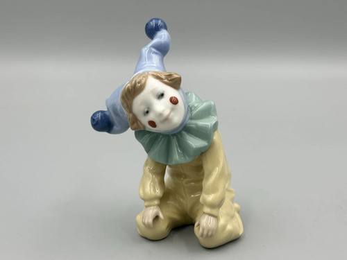 Nao lladro joy - by, 1067