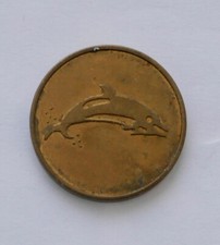 EUROWASH CAR WASH TOKEN, WITH IMAGE OF A DOLPHIN (HAYES 142D)