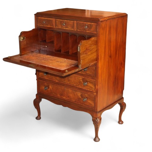 19thc walnut secretaire - ​19thc,
