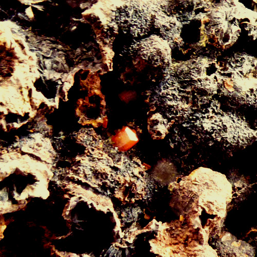 Orange wulfenite pyromorphite - wulfenite,