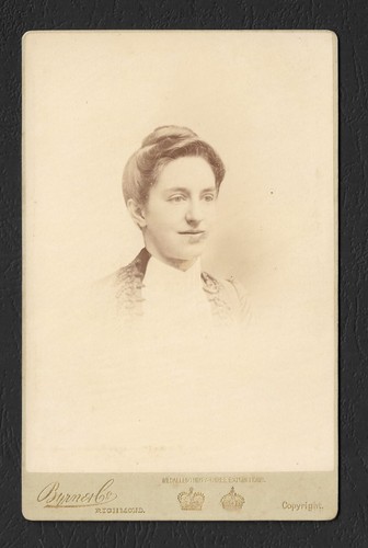 Cabinet card young woman - young,